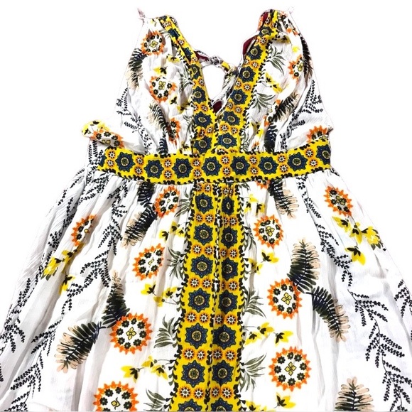 COCO + JAIMESON Havana Romance Halter Boho Maxi Floral V-Neck Dress size L - Picture 9 of 15